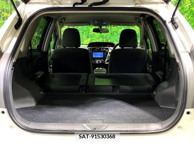 Toyota PRIUS ALPHA 2013-01 282429-11