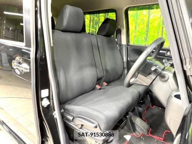Honda N BOX CUSTOM 2017-03 212438-8