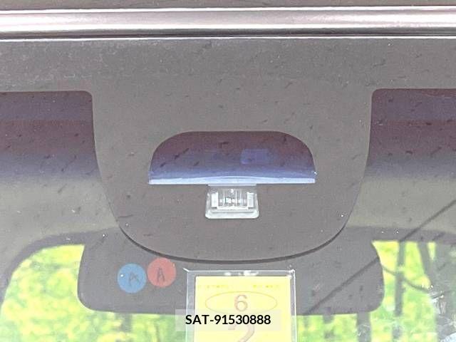 Honda N BOX CUSTOM 2017-03 212438-2