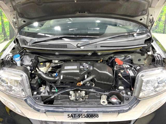 Honda N BOX CUSTOM 2017-03 212438-18