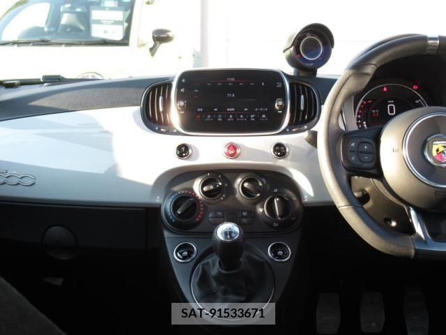 Abarth 595 2021-12 353177-17