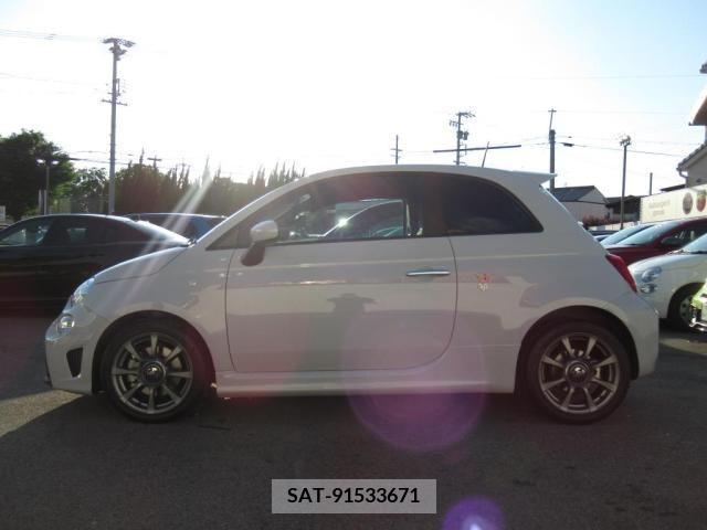 Abarth 595 2021-12 353177-7
