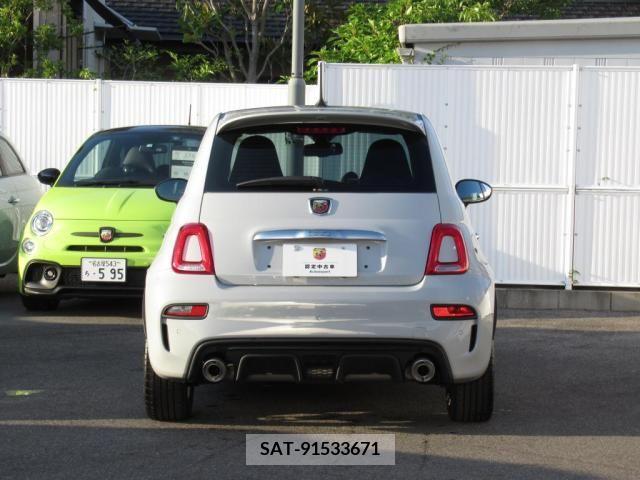 Abarth 595 2021-12 353177-5
