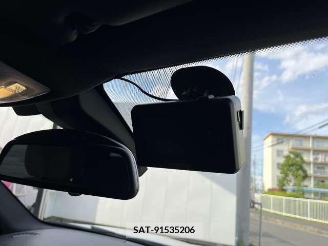 Bmw 1 SERIES 2018-04 318157-16
