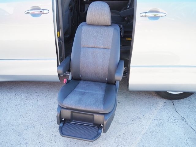 Toyota ALPHARD HYBRID 2012-05 2662-13
