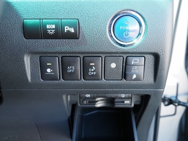 Toyota ALPHARD HYBRID 2012-05 2662-27
