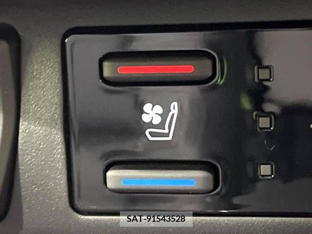 Toyota RAV4 2023-10 282897-7