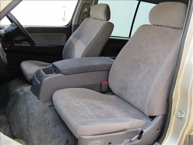 Nissan CARAVAN COACH 2008-09 27089-14