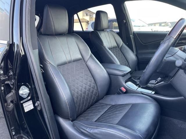 Toyota HARRIER 2015-10 11863-19
