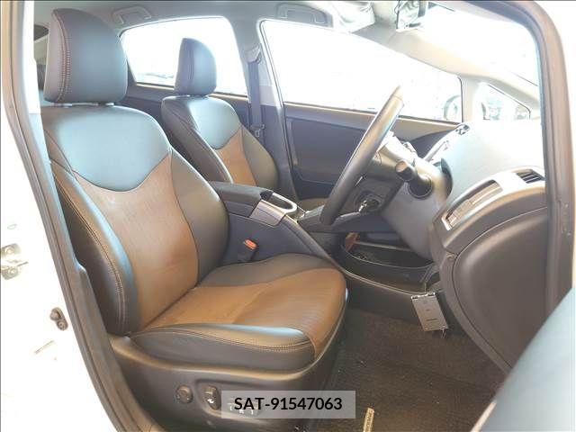 Toyota PRIUS 2015-06 375071-4