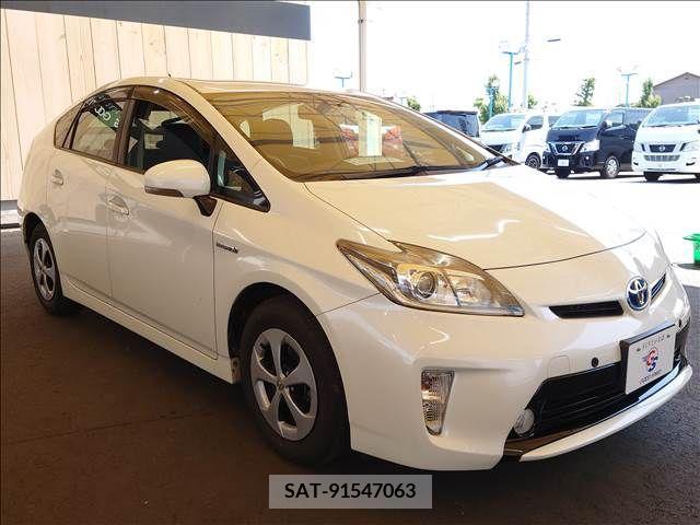 Toyota PRIUS 2015-06 375071-12