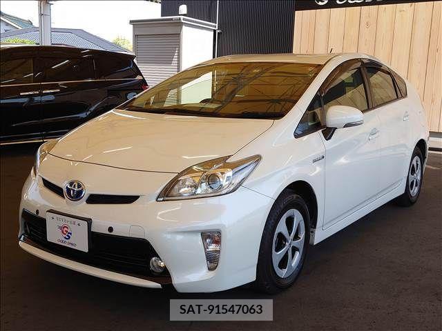 Toyota PRIUS 2015-06 375071-11
