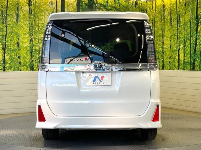 Toyota VOXY 2016-12 193847-15