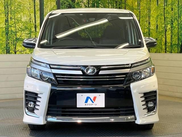 Toyota VOXY 2016-12 193847-14