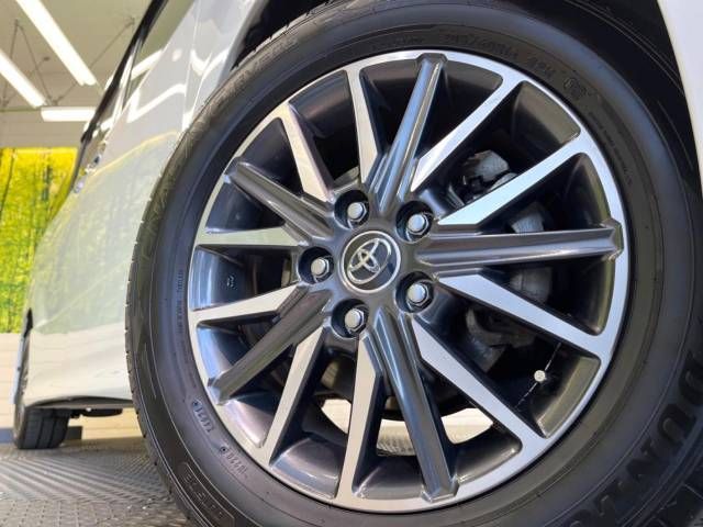 Toyota VOXY 2016-12 193847-13