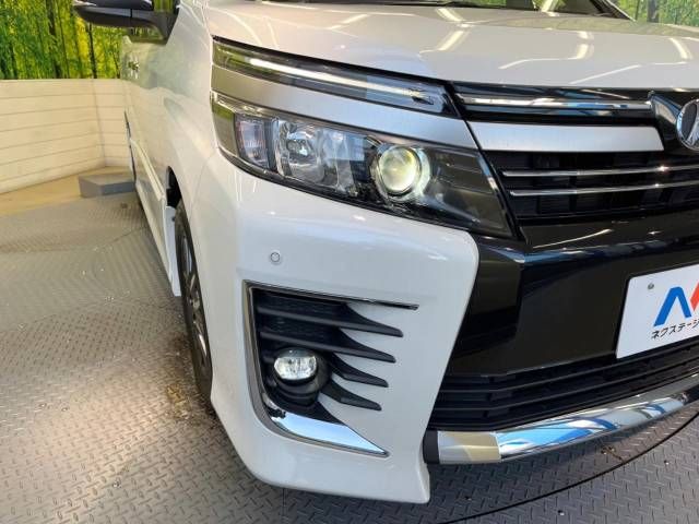 Toyota VOXY 2016-12 193847-12
