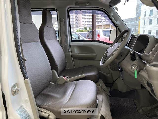 Suzuki EVERY 2018-04 268823-11