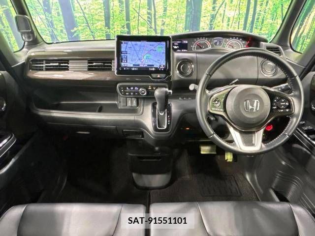 Honda N BOX 2019-04 307201-1