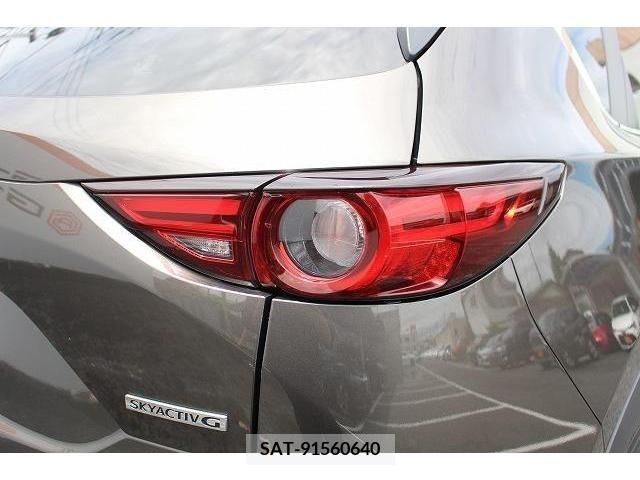 Mazda CX-5 2021-04 352413-11