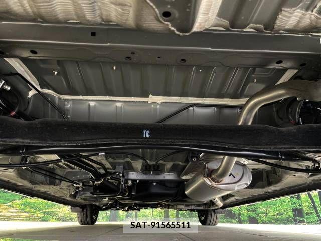 Honda N BOX CUSTOM 2018-03 330821-19