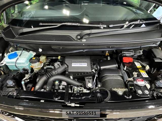 Honda N BOX CUSTOM 2018-03 330821-18