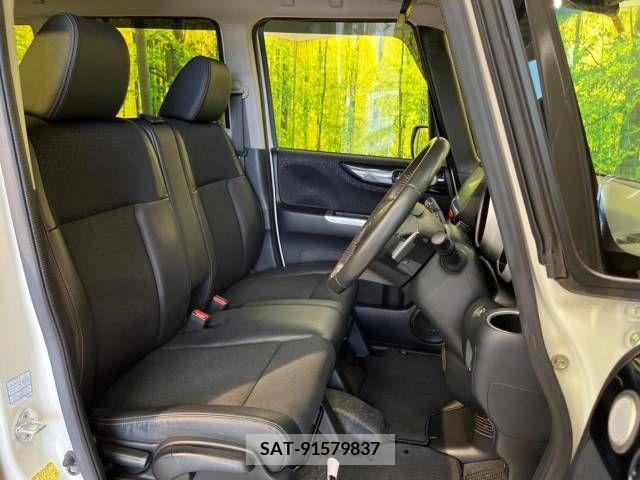 Honda N BOX CUSTOM 2017-03 306817-9