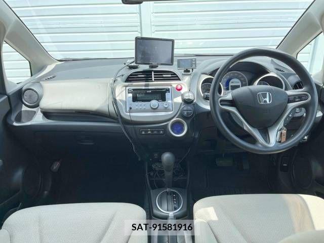 Honda FIT HYBRID 2011-12 390871-1