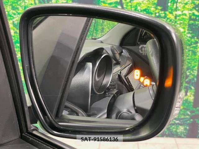 Suzuki SWIFT 2022-10 243364-5