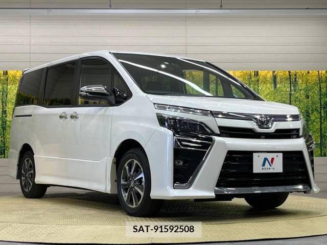 Toyota VOXY 2019-02 223455-17
