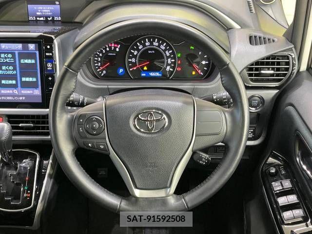 Toyota VOXY 2019-02 223455-12