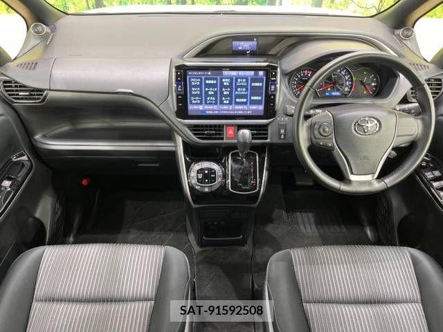 Toyota VOXY 2019-02 223455-1