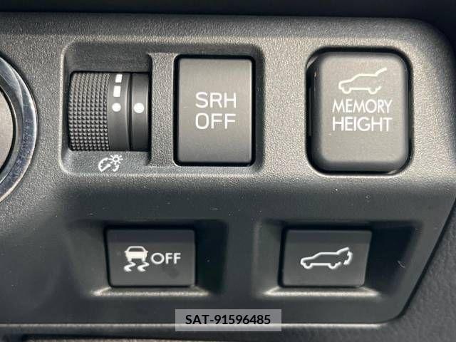 Subaru FORESTER 2018-02 270238-8
