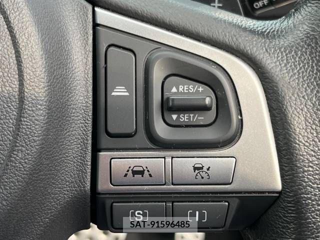 Subaru FORESTER 2018-02 270238-5