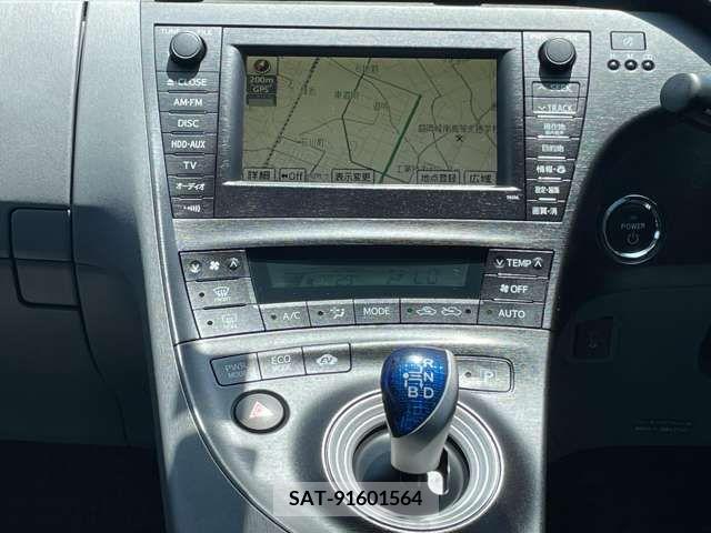 Toyota PRIUS 2010-05 321985-17