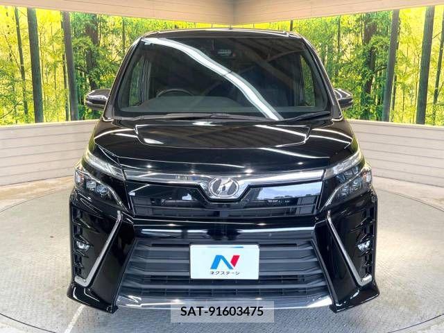Toyota VOXY 2018-10 244089-15