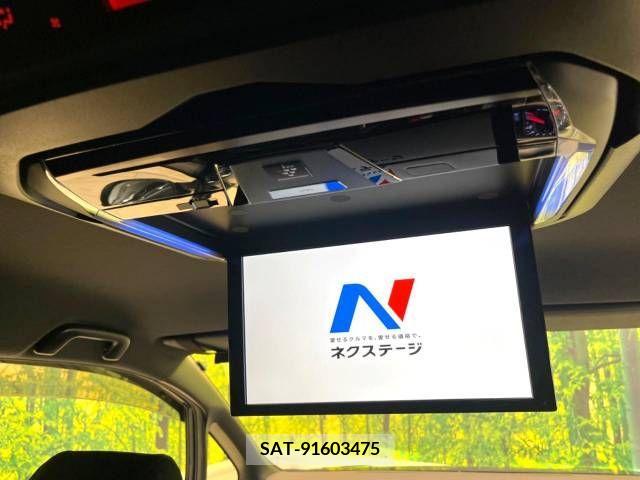 Toyota VOXY 2018-10 244089-3