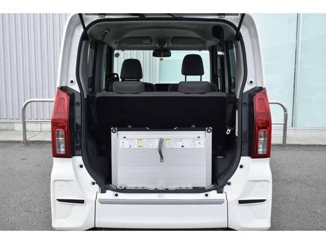Daihatsu TANTO 2020-04 185476-17