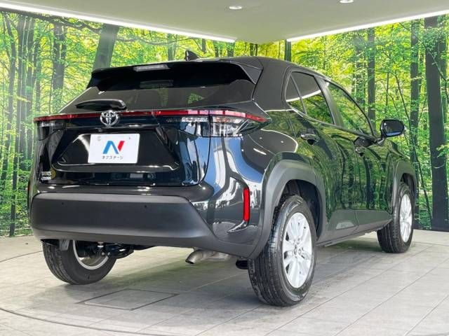 Toyota YARIS CROSS 2023-07 188529-17