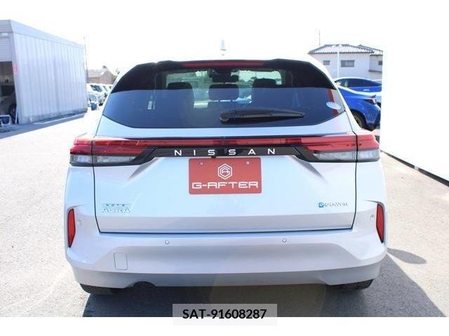 Nissan AURA 2021-09 261887-7