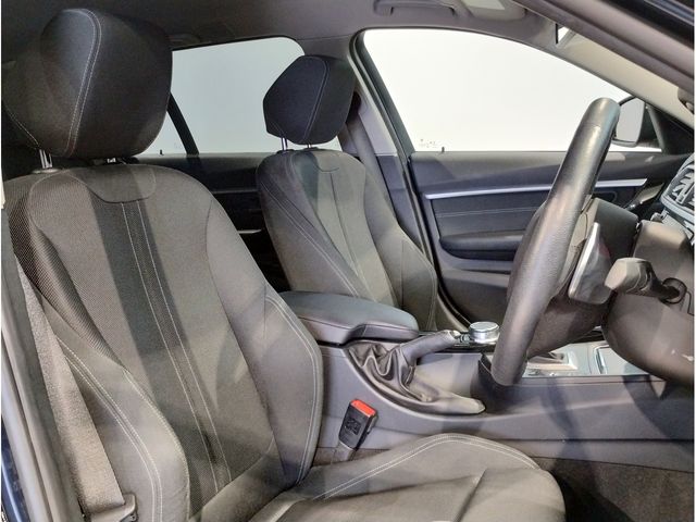 Bmw 3 SERIES 2017-11 13319-13