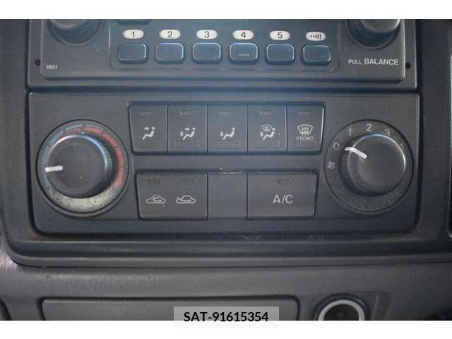 Mazda TITAN DASH 2007-02 212823-17