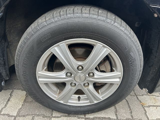 Toyota NOAH 2010-06 195324-17