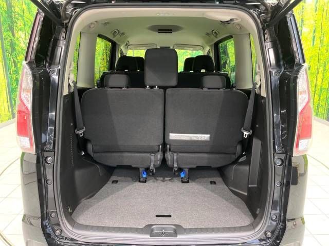 Nissan SERENA 2017-01 9341-11
