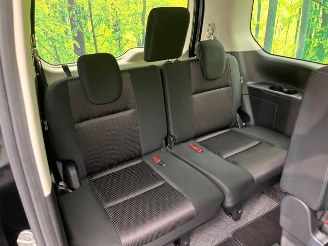 Nissan SERENA 2017-01 9341-10