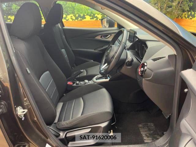 Mazda CX-3 2017-08 209533-7