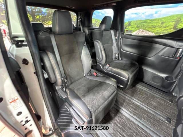 Toyota ALPHARD 2021-09 355444-9