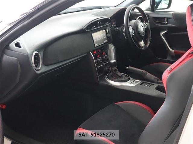 Toyota 86 2018-06 258579-15