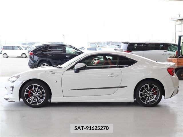Toyota 86 2018-06 258579-23