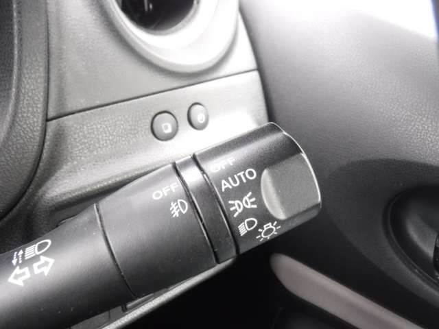 Nissan NOTE 2018-09 7859-6