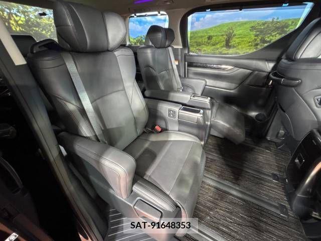 Toyota ALPHARD 2023-01 299591-8